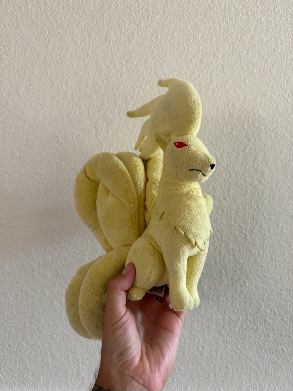 Pokemon Plush Ninetales Tomy 2017 stuffed 11" poke doll soft figure